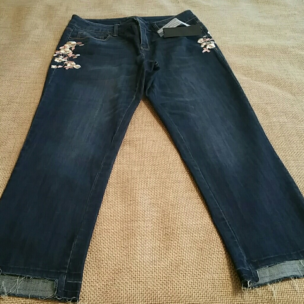 Stitch Star Jeans - Picture 3 of 7